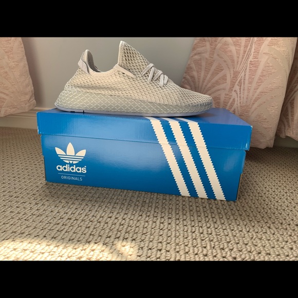 Adidas Deerupt Runner Shoes! Women Size 9 - Picture 2 of 7